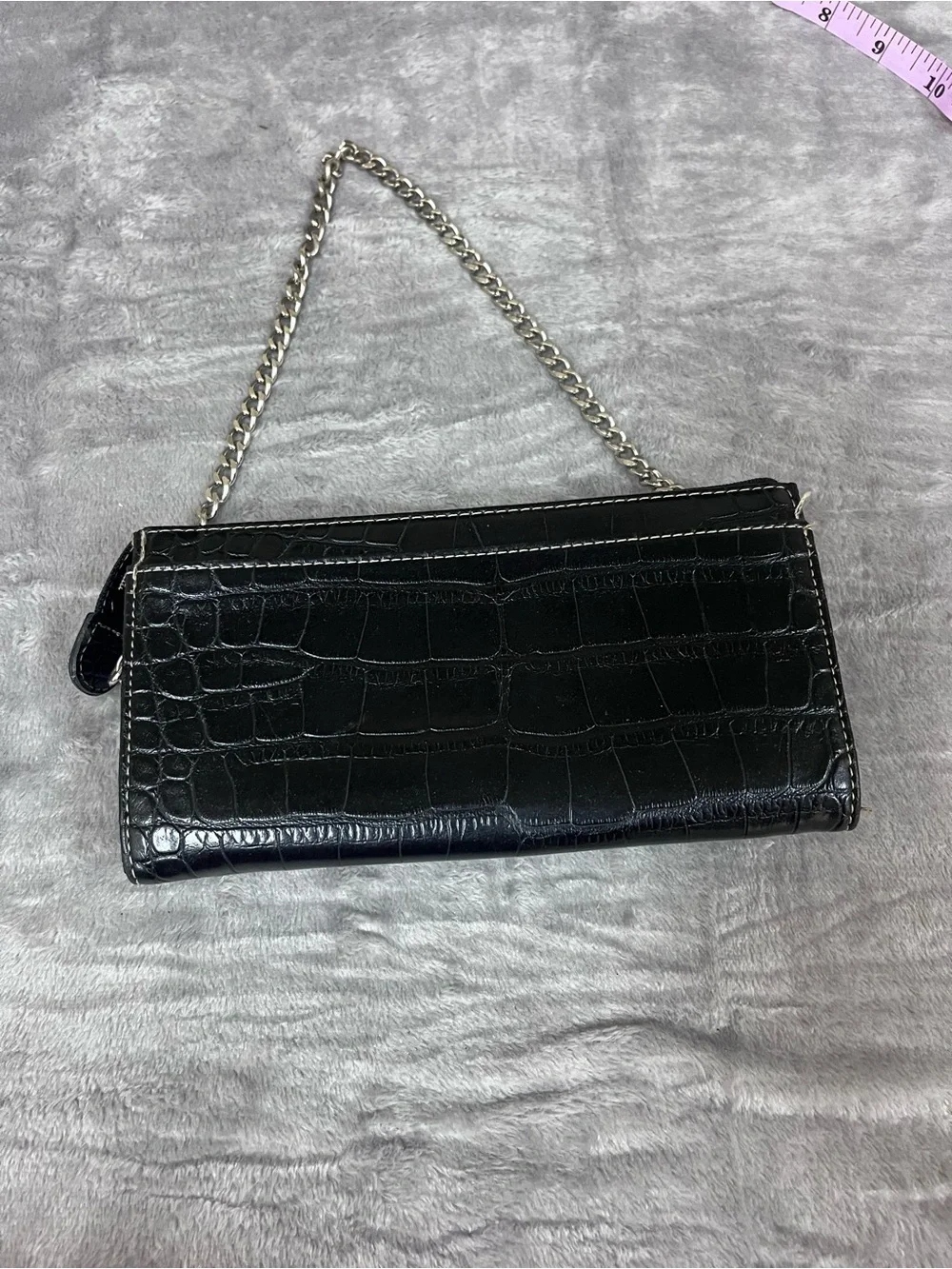 Guess sleek black